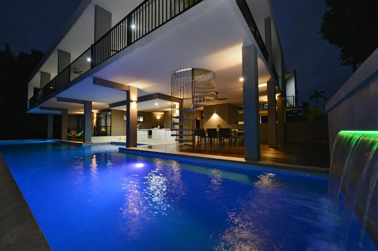 The Port Douglas Beach House 0*,  Australia