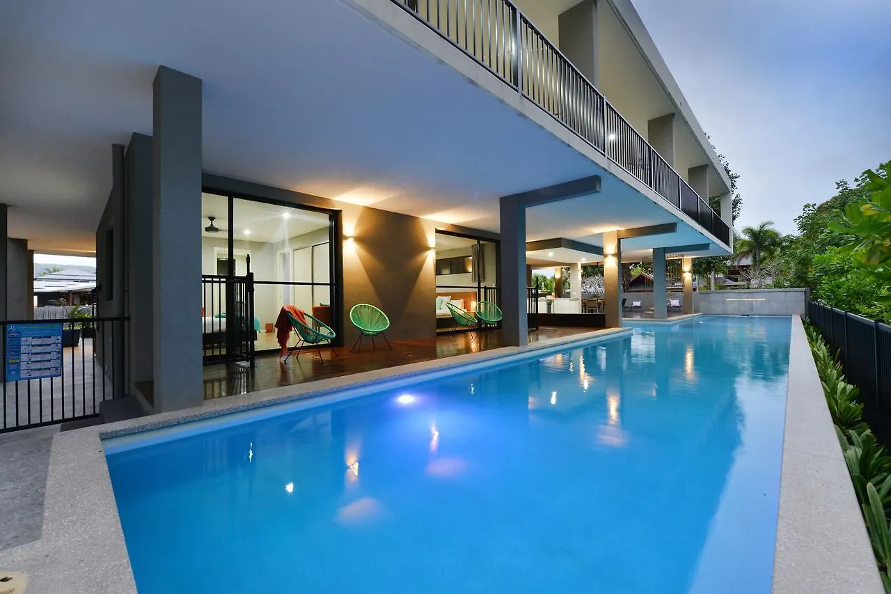 Holiday home The Port Douglas Beach House